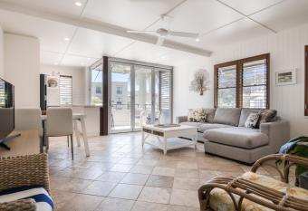 Bella Casa Noosa has Balcony rooms