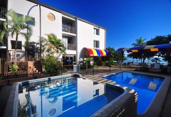 Waters Edge The Strand allows 18 year olds to book a room