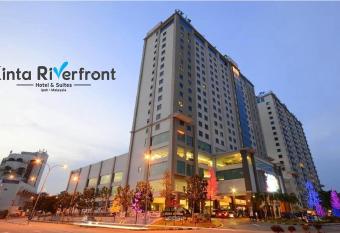 Kinta Riverfront Hotel & Suites allows 18 year olds to book a room