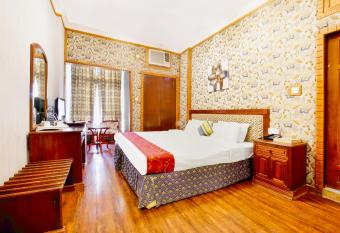 Capital O 125 Moon Plaza Hotel allows 18 year olds to book a room