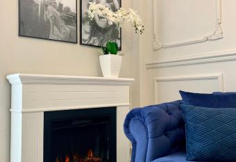 GOODMOOD Apartment has Balcony rooms