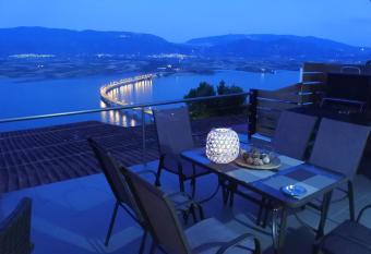 Vai Guesthouse Neraida has Balcony rooms