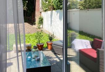 Chez Coco Apartment 1 Aachen has Balcony rooms