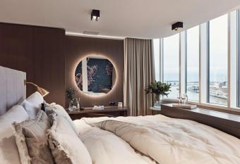 Radisson Blu Seaside Hotel, Helsinki has Balcony rooms