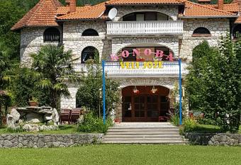 Sara has Balcony rooms