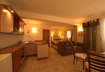 Summer Time - Tinos Apartments has Balcony rooms