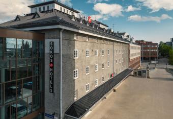 Original Sokos Hotel Villa Tampere allows 18 year olds to book a room