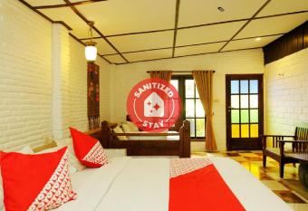 OYO 604 Cemara s Homestay allows 18 year olds to book a room