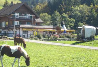 Rest. Beaver Creek Ranch has Balcony rooms