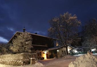 Appartement Pension B  ckenh  usl FERIENWOHNUNGEN Chalets H  tten has Balcony rooms