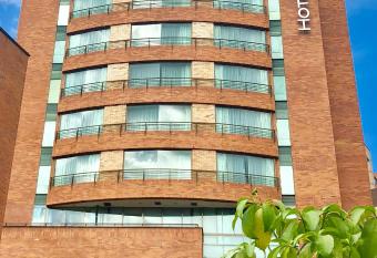 Lebl  n Suites Hotel allows 18 year olds to book a room