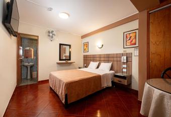 Hotel Bohemia has rooms with a private hot tub