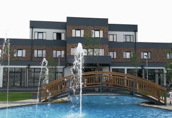 Hotel Ub Business & Wellness allows 18 year olds to book a room