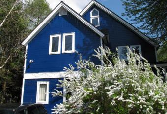 Bellscabin Guesthouse allows 18 year olds to book a room