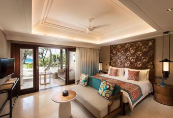 Constance Lemuria has Balcony rooms