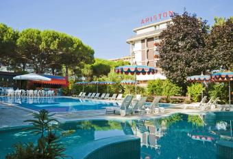 Hotel Ariston has Balcony rooms