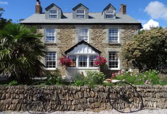 Pengelly Farmhouse B&B allows 18 year olds to book a room