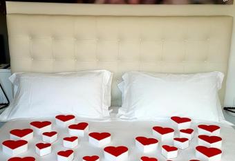 Amata Valgre Foresteria Lombarda Affittacamere e motoscafo con conducente allows 18 year olds to book a room