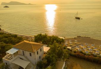 Four Seasons Hydra Luxury Suites has Balcony rooms