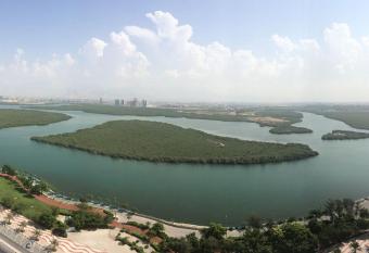 Mangrove Hotel allows 18 year olds to book a room