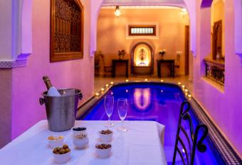 Riad Arbre Bleu has Balcony rooms