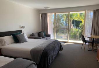 Marina Resort has Balcony rooms