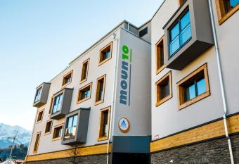DJH moun10 Jugendherberge - membership required! allows 18 year olds to book a room