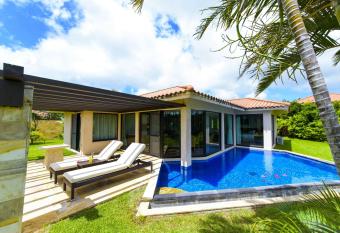 Kanehide Kise Country Club has Balcony rooms