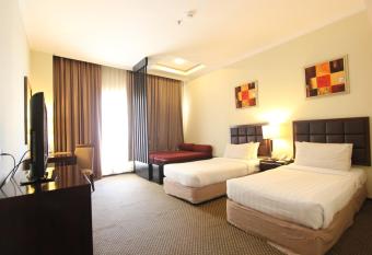 Harmoni One Convention Hotel and Service Apartments has Balcony rooms