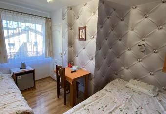 Pokoje Go  cinne S  ONECZKO W  adys  awowo has Balcony rooms