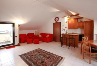 Casa Vacanze Margarita has Balcony rooms