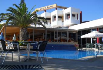 Palladion allows 18 year olds to book a room