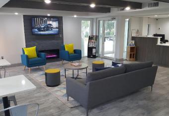 Days Inn by Wyndham Ridgeland South Carolina has Smoking rooms