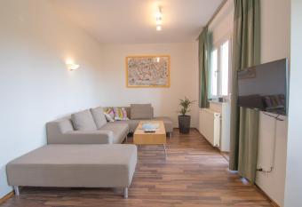 Apartment Krk allows 18 year olds to book a room