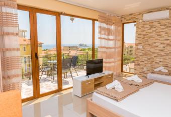 Jovan Apartments has Balcony rooms