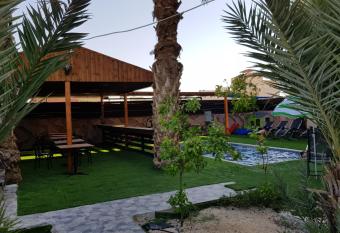 Magtas Hotel has rooms with a private hot tub