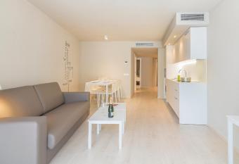 Daro Apartments allows 18 year olds to book a room