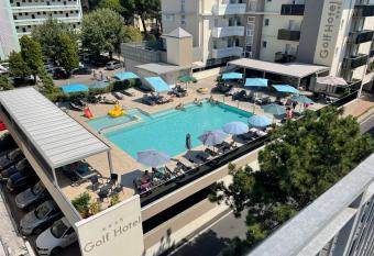 Hotel Golf ***S allows 18 year olds to book a room