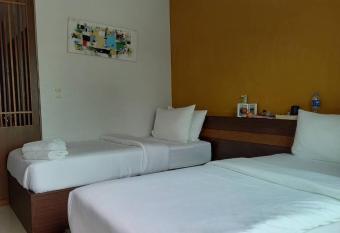 Benjamas Place allows 18 year olds to book a room