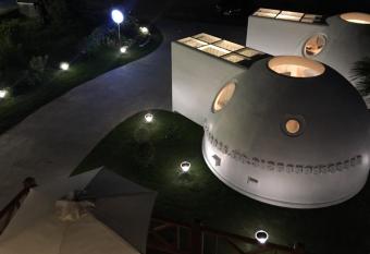                    has rooms with a private hot tub