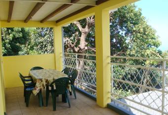 Maison de 2 chambres avec vue sur la mer jardin clos et wifi a Saint Paul has Balcony rooms