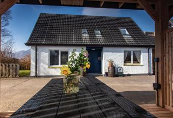 Croft4 allows 18 year olds to book a room