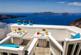 Aerino Villa allows 18 year olds to book a room