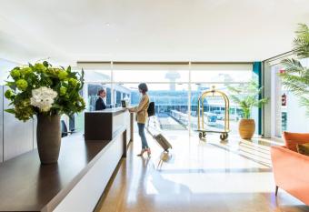 Sleep&Fly allows 18 year olds to book a room