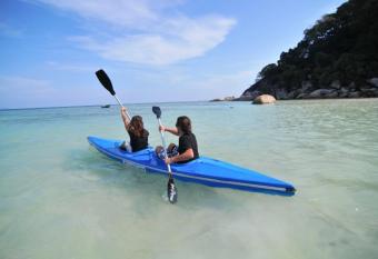 Flora Bay 2 has Balcony rooms