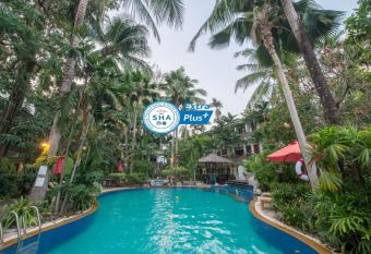 The Viridian Resort - SHA Plus has Balcony rooms