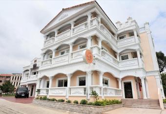 Kinmen Yu Yuan has rooms with a private hot tub