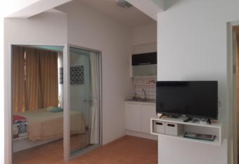 Avatara Condo B24 has Balcony rooms