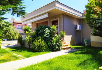 New Sea & Sun House has Balcony rooms