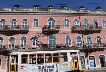 Bel  m Tejo - Setubalense has Balcony rooms